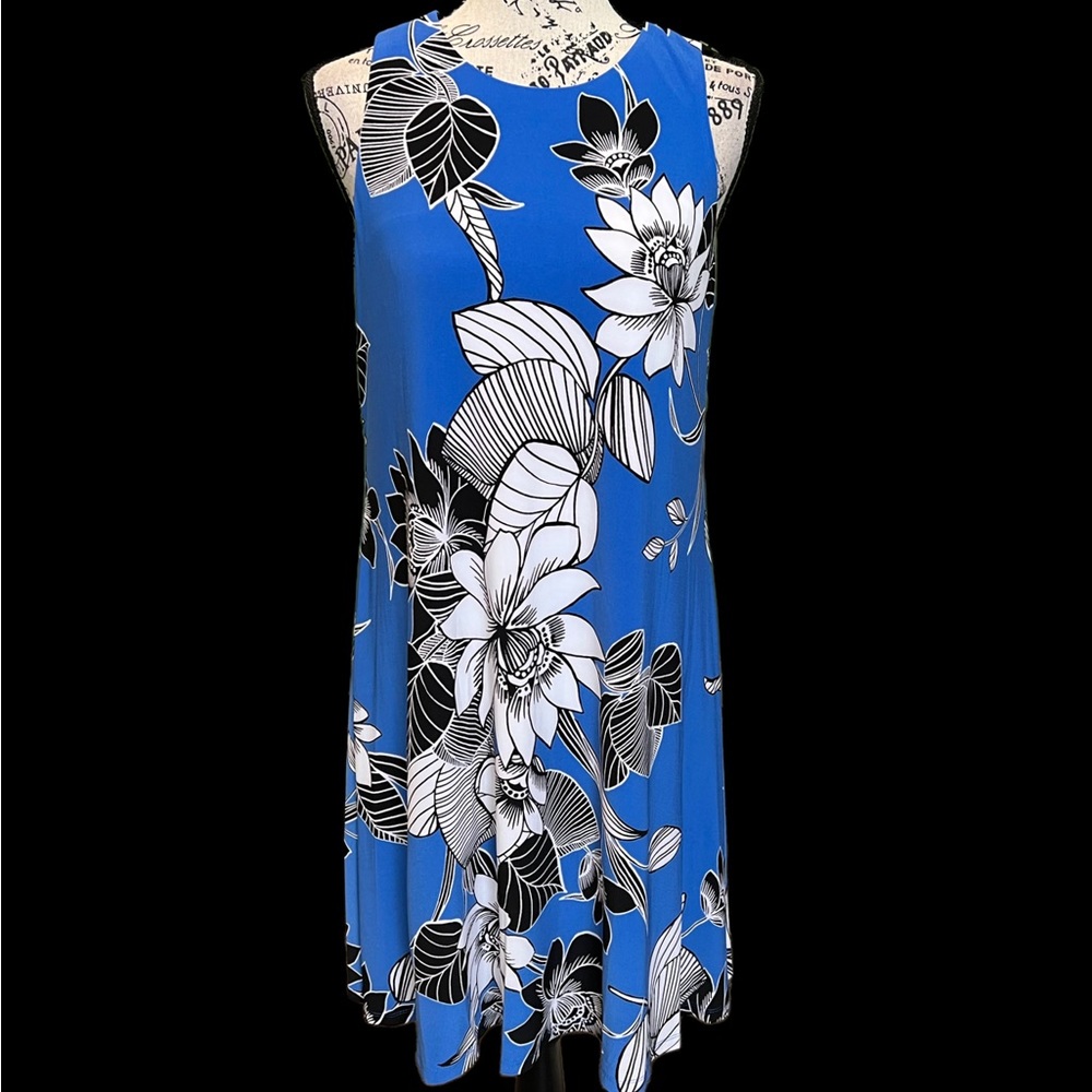 Kasper Dress - Picture 3 of 17